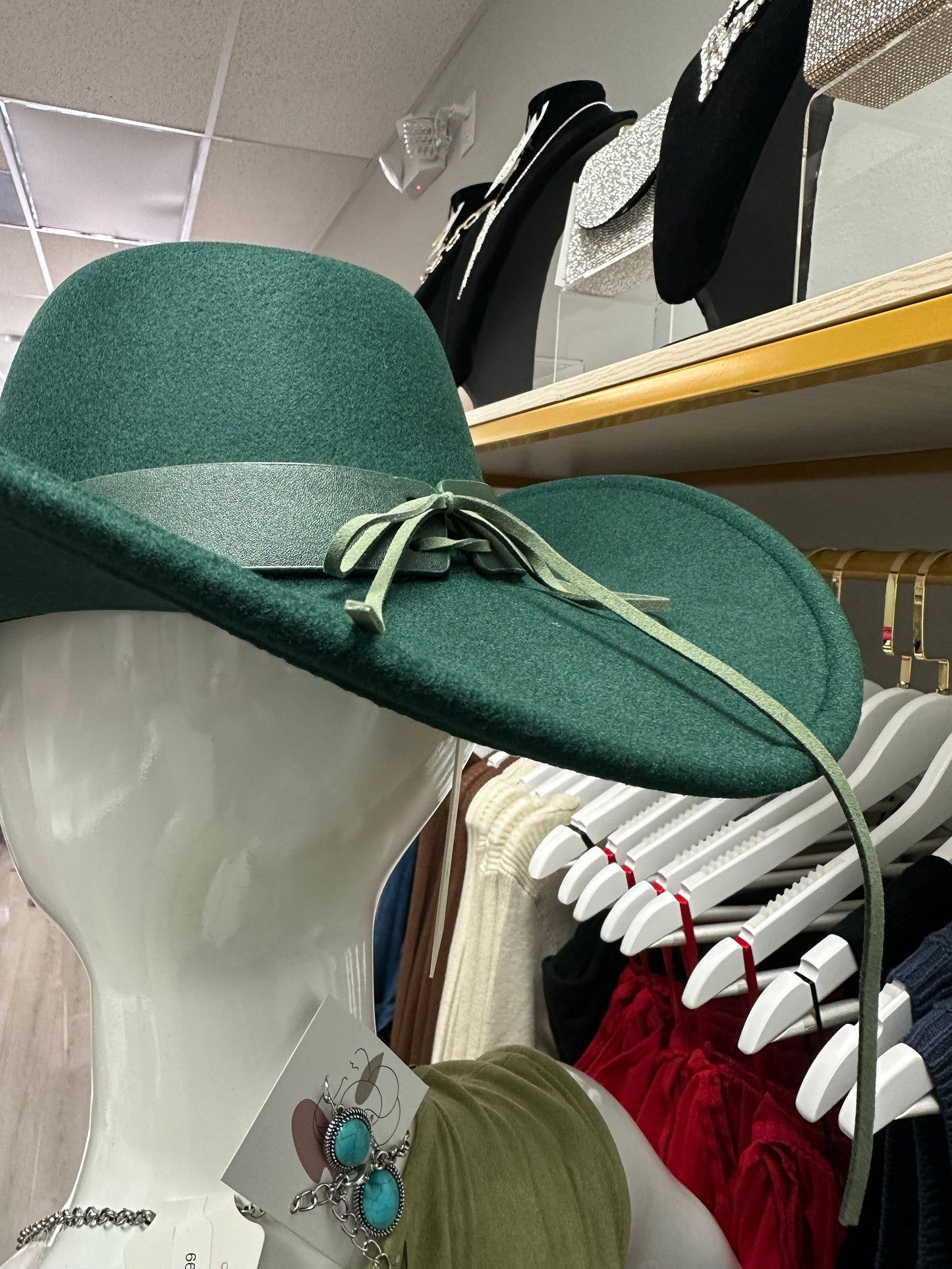 Large Rim Cowboy Hat