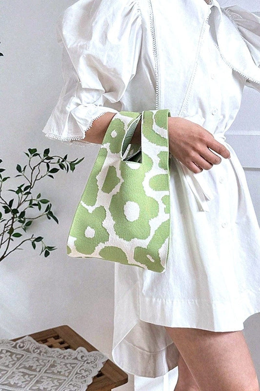 Knot Your Average Tote
